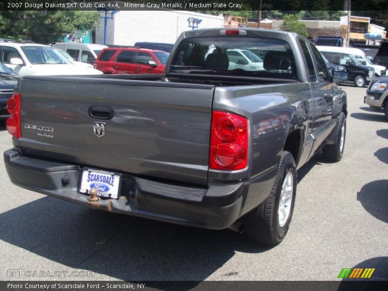 Mineral Gray Metallic / Medium Slate Gray 2007 Dodge Dakota SXT Club Cab 4x4