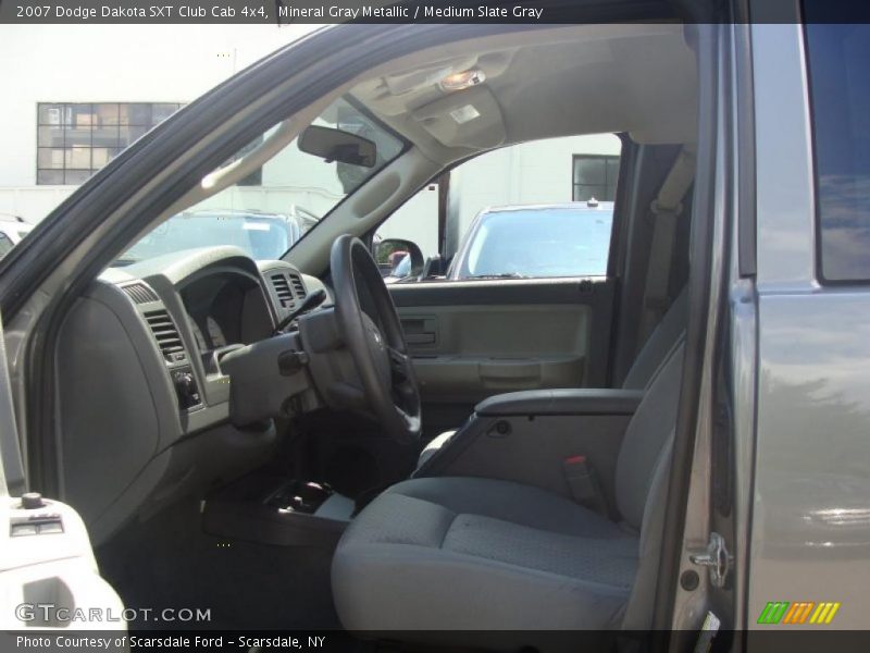 Mineral Gray Metallic / Medium Slate Gray 2007 Dodge Dakota SXT Club Cab 4x4