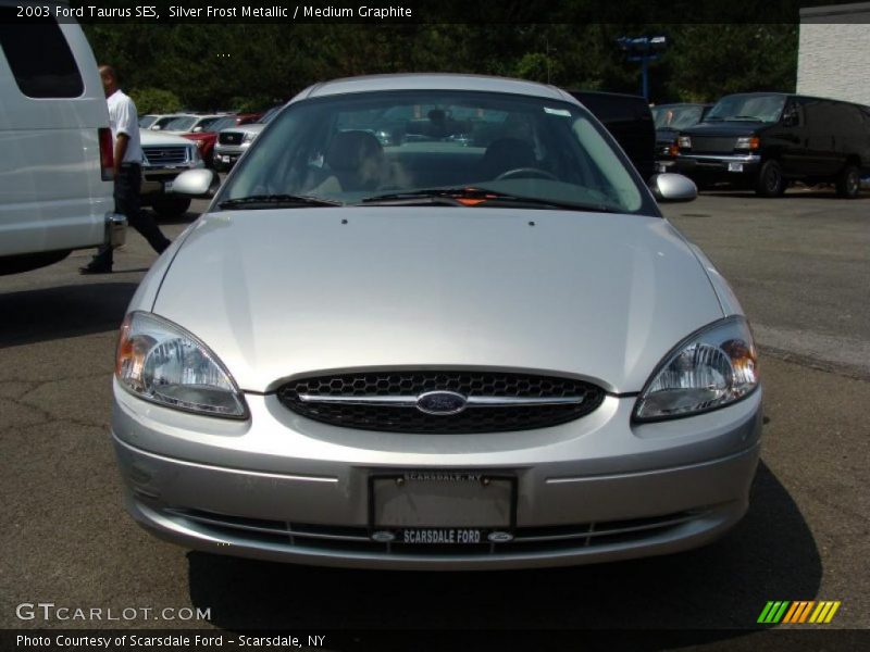 Silver Frost Metallic / Medium Graphite 2003 Ford Taurus SES
