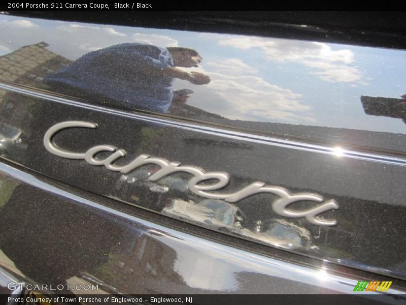 Black / Black 2004 Porsche 911 Carrera Coupe
