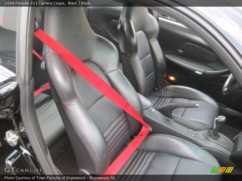 Black / Black 2004 Porsche 911 Carrera Coupe