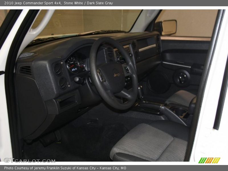 Stone White / Dark Slate Gray 2010 Jeep Commander Sport 4x4