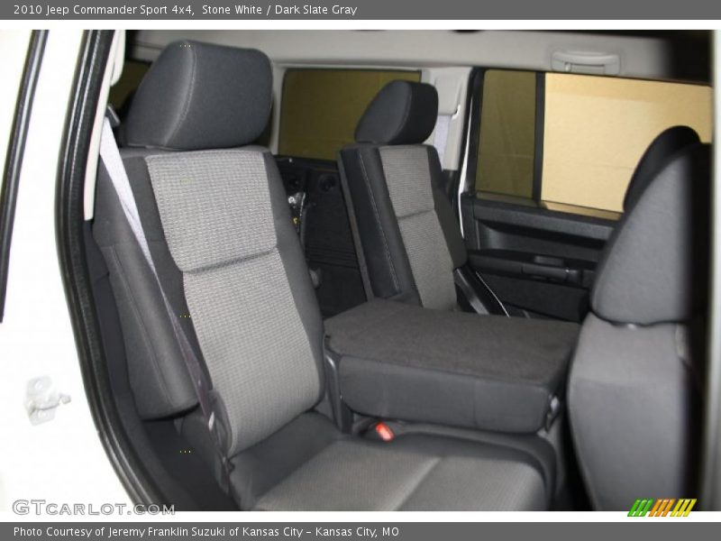 Stone White / Dark Slate Gray 2010 Jeep Commander Sport 4x4