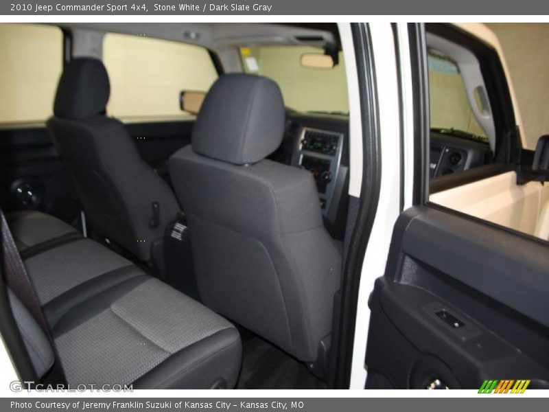 Stone White / Dark Slate Gray 2010 Jeep Commander Sport 4x4