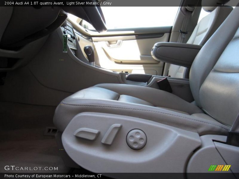 Light Silver Metallic / Grey 2004 Audi A4 1.8T quattro Avant