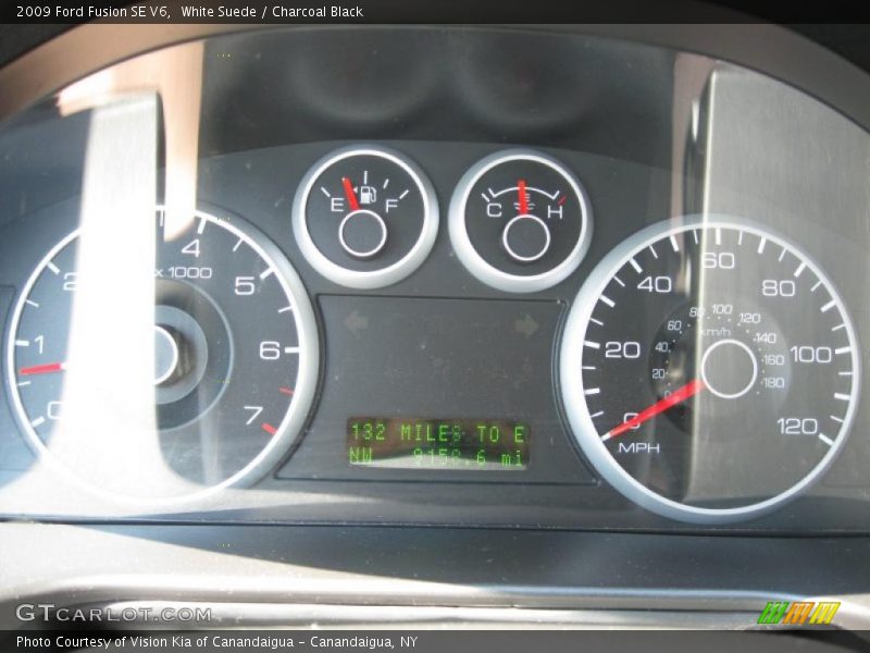 White Suede / Charcoal Black 2009 Ford Fusion SE V6