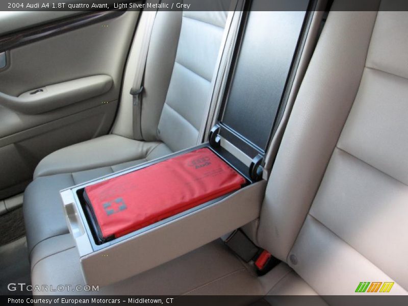 Light Silver Metallic / Grey 2004 Audi A4 1.8T quattro Avant