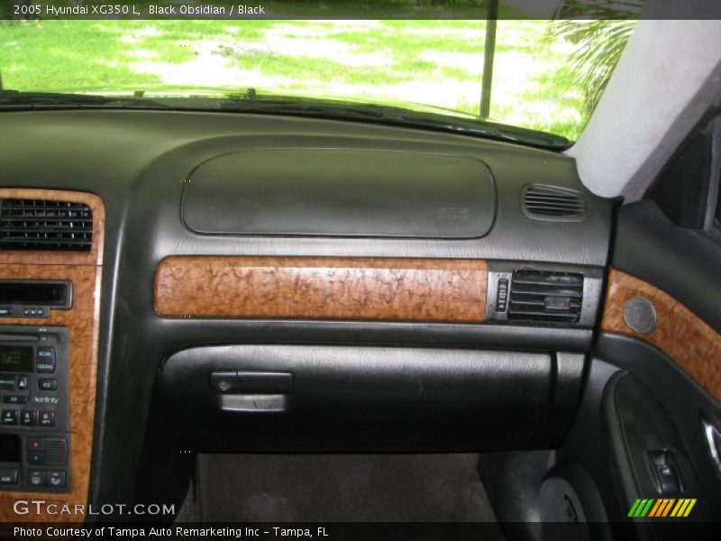Black Obsidian / Black 2005 Hyundai XG350 L