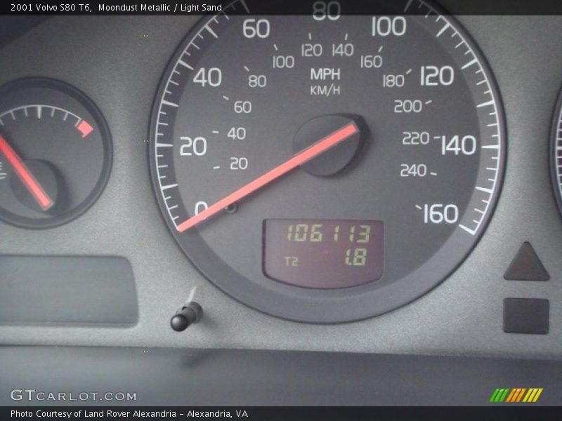 Moondust Metallic / Light Sand 2001 Volvo S80 T6
