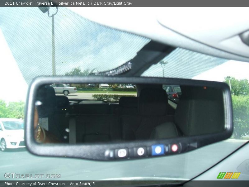 Silver Ice Metallic / Dark Gray/Light Gray 2011 Chevrolet Traverse LT