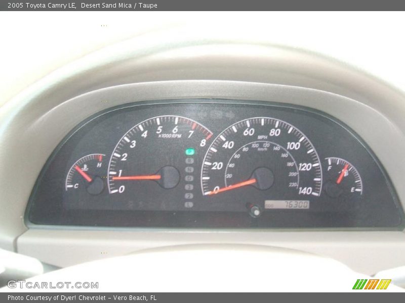 Desert Sand Mica / Taupe 2005 Toyota Camry LE