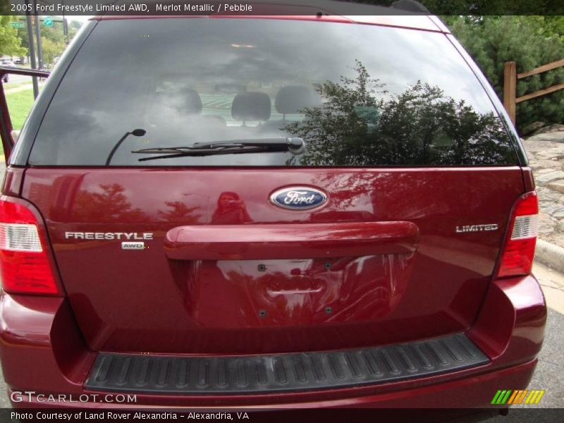 Merlot Metallic / Pebble 2005 Ford Freestyle Limited AWD