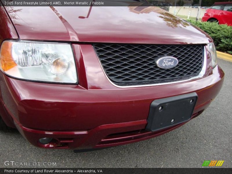 Merlot Metallic / Pebble 2005 Ford Freestyle Limited AWD