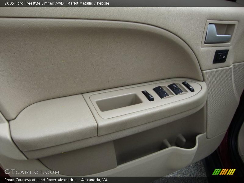Merlot Metallic / Pebble 2005 Ford Freestyle Limited AWD