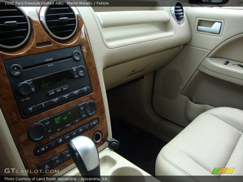 Merlot Metallic / Pebble 2005 Ford Freestyle Limited AWD