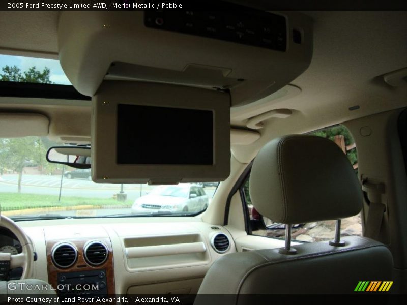 Merlot Metallic / Pebble 2005 Ford Freestyle Limited AWD