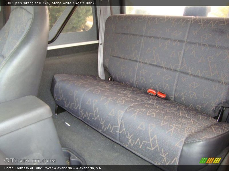 Stone White / Agate Black 2002 Jeep Wrangler X 4x4