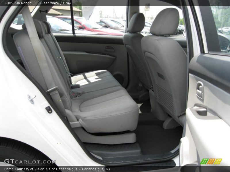 Clear White / Gray 2009 Kia Rondo LX