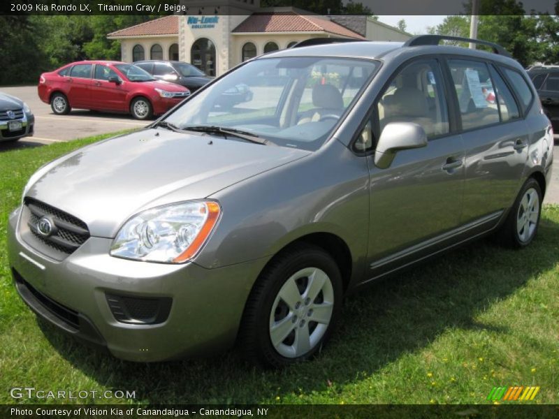 Titanium Gray / Beige 2009 Kia Rondo LX