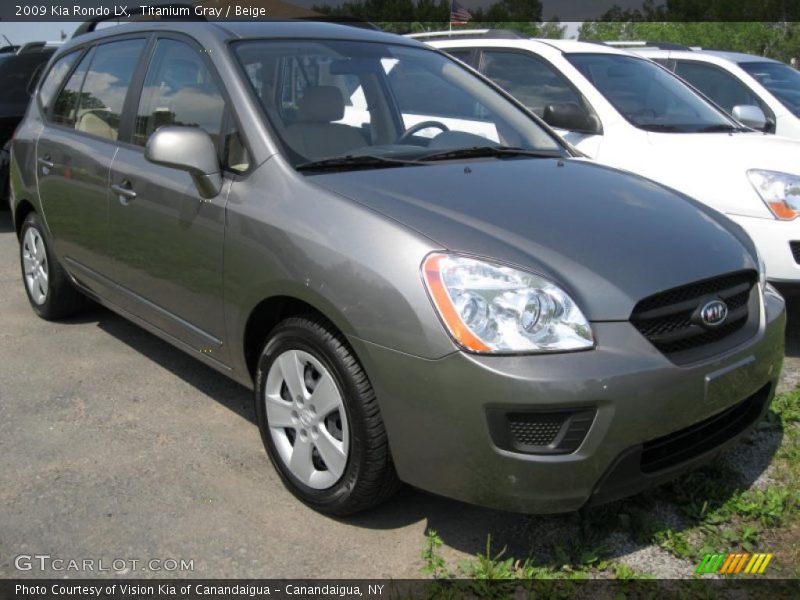 Titanium Gray / Beige 2009 Kia Rondo LX
