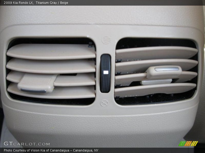 Titanium Gray / Beige 2009 Kia Rondo LX