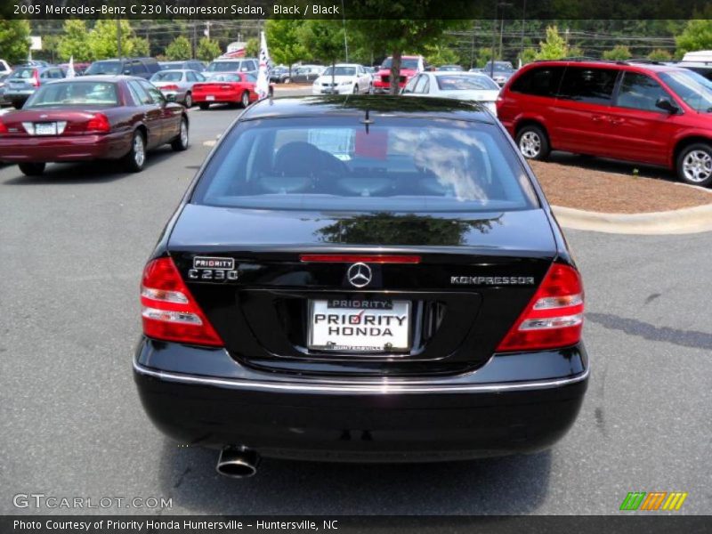 Black / Black 2005 Mercedes-Benz C 230 Kompressor Sedan