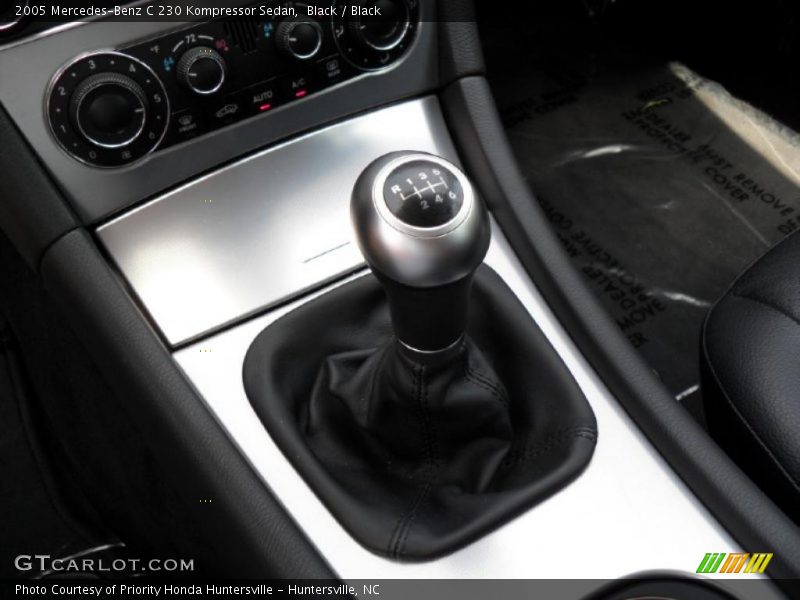 Black / Black 2005 Mercedes-Benz C 230 Kompressor Sedan