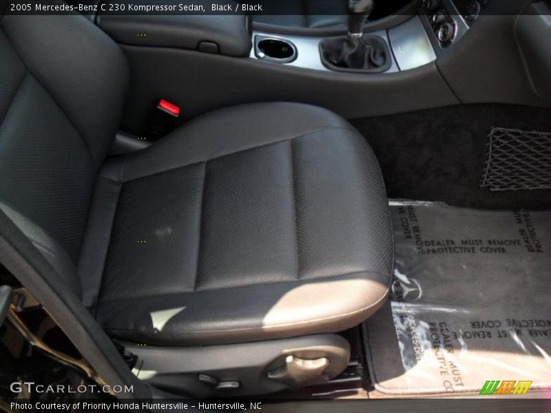 Black / Black 2005 Mercedes-Benz C 230 Kompressor Sedan