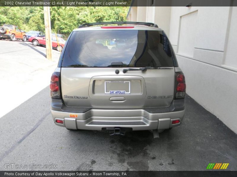 Light Pewter Metallic / Light Pewter 2002 Chevrolet TrailBlazer LS 4x4
