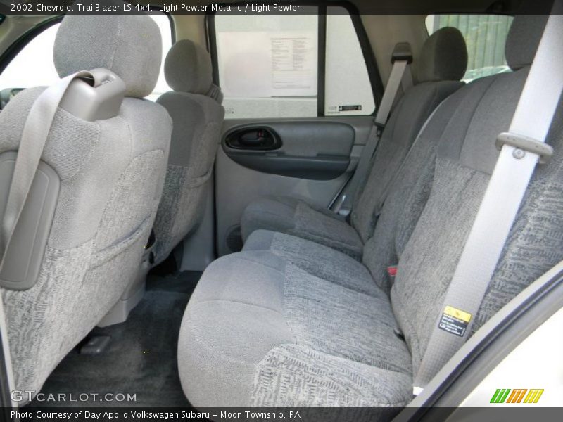 Light Pewter Metallic / Light Pewter 2002 Chevrolet TrailBlazer LS 4x4