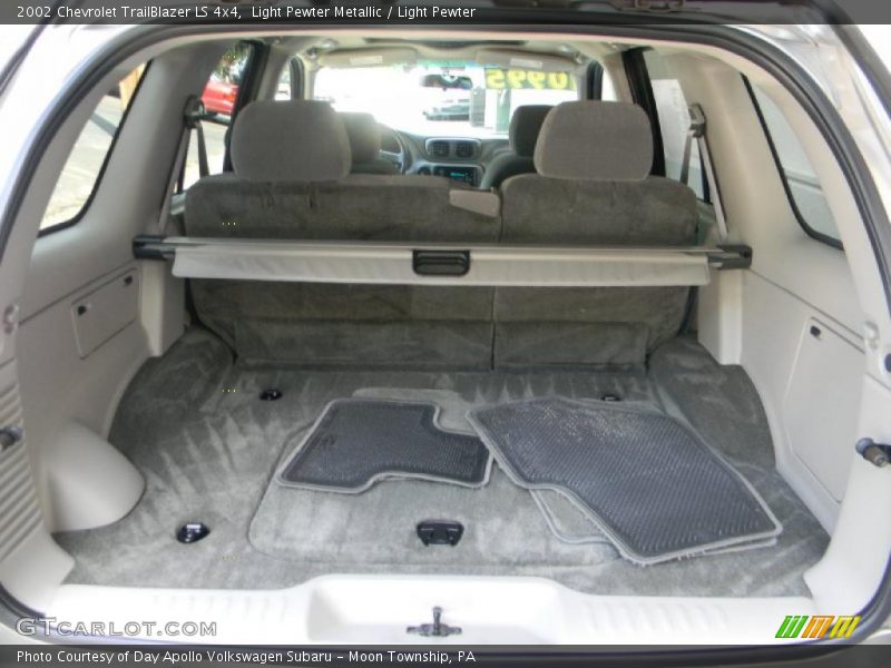 Light Pewter Metallic / Light Pewter 2002 Chevrolet TrailBlazer LS 4x4