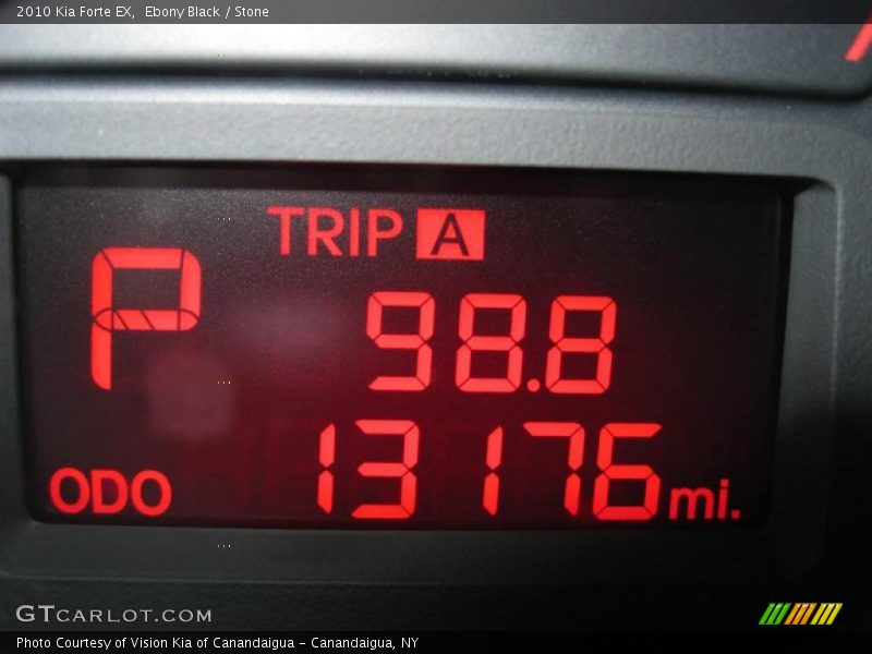 Ebony Black / Stone 2010 Kia Forte EX