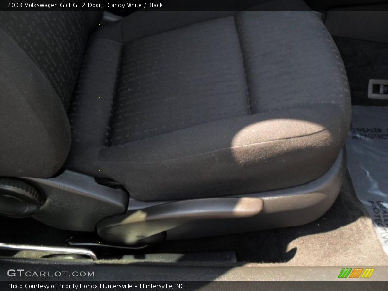 Candy White / Black 2003 Volkswagen Golf GL 2 Door