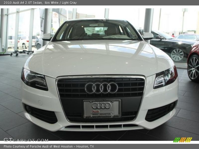 Ibis White / Light Gray 2010 Audi A4 2.0T Sedan