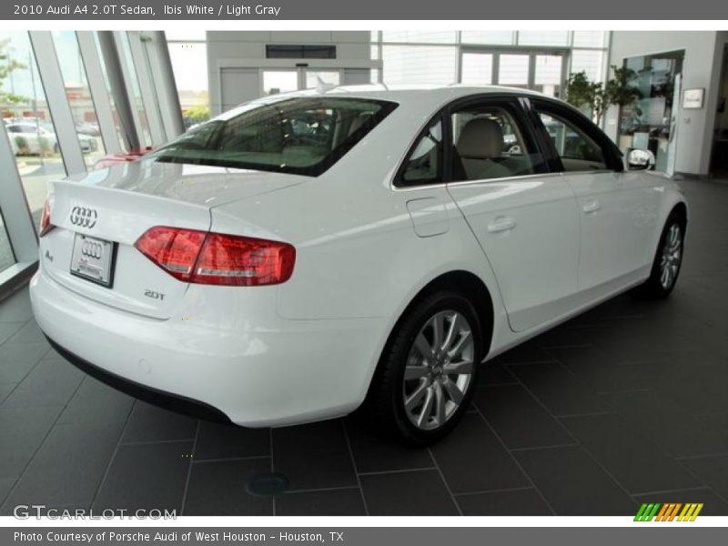 Ibis White / Light Gray 2010 Audi A4 2.0T Sedan