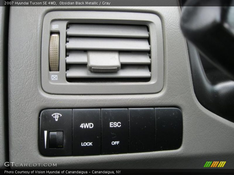 Obsidian Black Metallic / Gray 2007 Hyundai Tucson SE 4WD