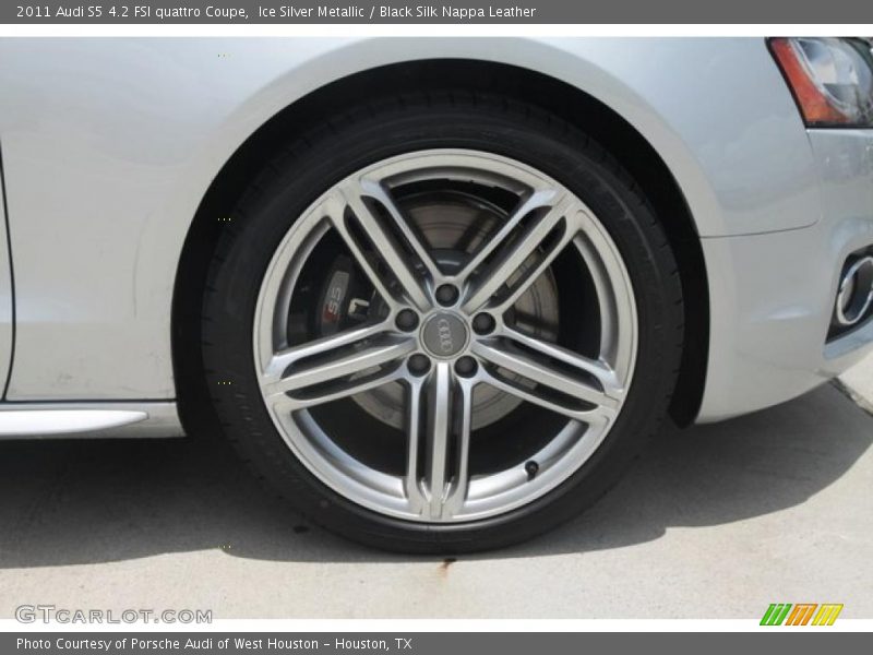 Ice Silver Metallic / Black Silk Nappa Leather 2011 Audi S5 4.2 FSI quattro Coupe