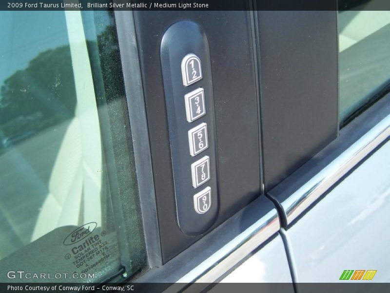 Brilliant Silver Metallic / Medium Light Stone 2009 Ford Taurus Limited