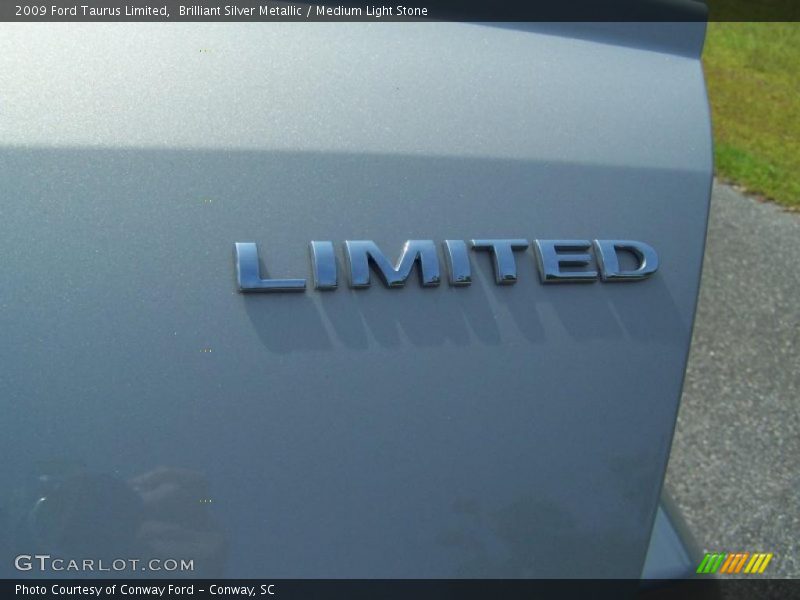 Brilliant Silver Metallic / Medium Light Stone 2009 Ford Taurus Limited