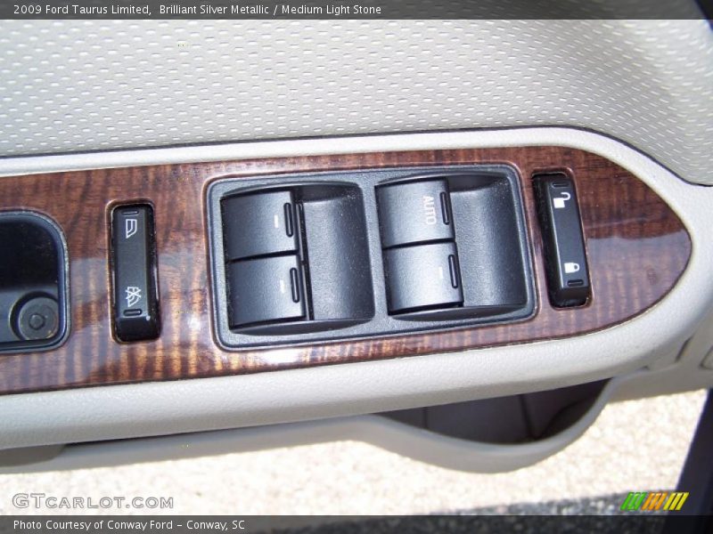 Brilliant Silver Metallic / Medium Light Stone 2009 Ford Taurus Limited