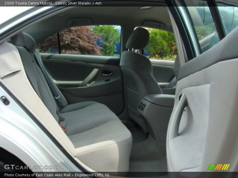 Classic Silver Metallic / Ash 2009 Toyota Camry Hybrid