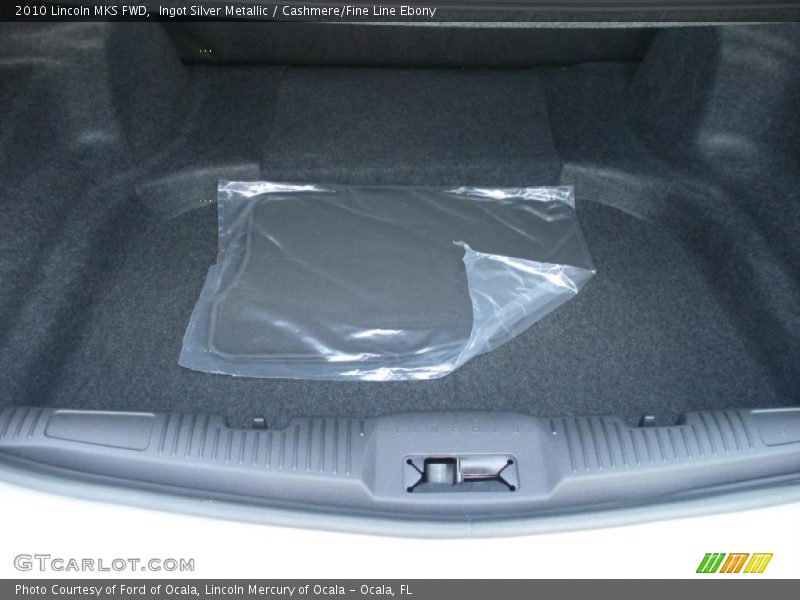 Ingot Silver Metallic / Cashmere/Fine Line Ebony 2010 Lincoln MKS FWD