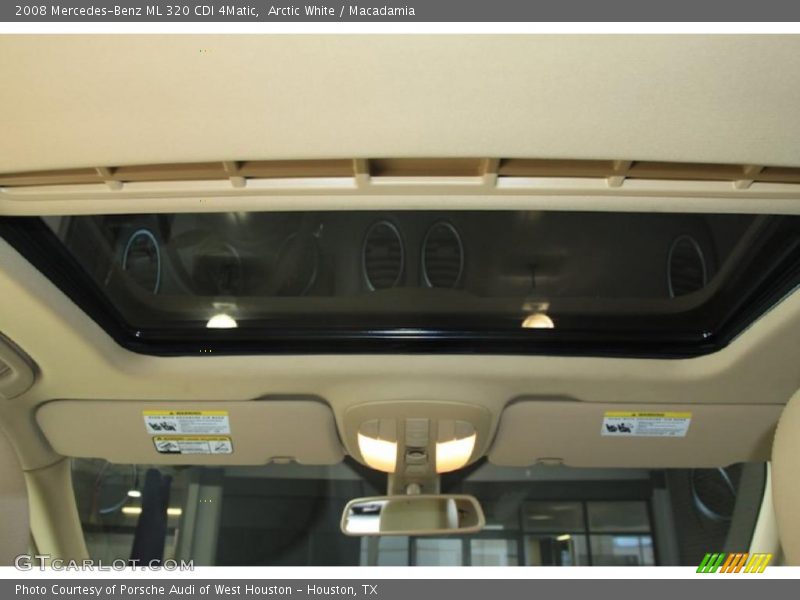 Arctic White / Macadamia 2008 Mercedes-Benz ML 320 CDI 4Matic