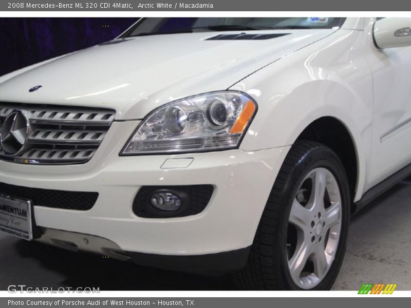 Arctic White / Macadamia 2008 Mercedes-Benz ML 320 CDI 4Matic
