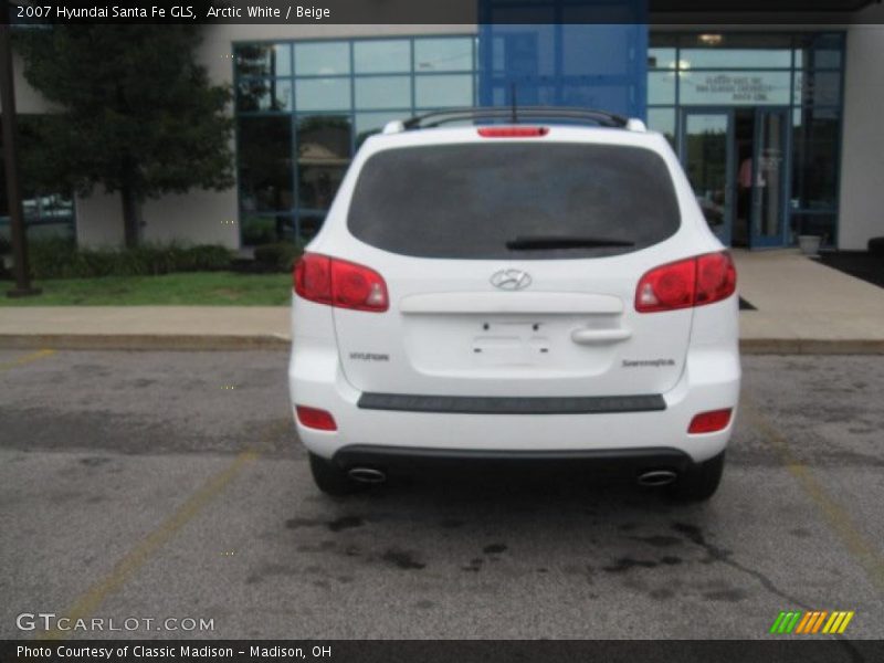Arctic White / Beige 2007 Hyundai Santa Fe GLS