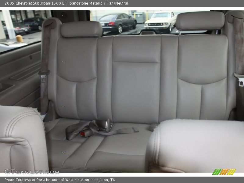 Sandstone Metallic / Tan/Neutral 2005 Chevrolet Suburban 1500 LT
