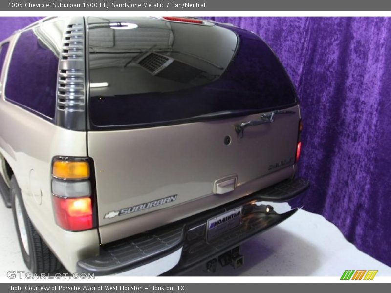 Sandstone Metallic / Tan/Neutral 2005 Chevrolet Suburban 1500 LT