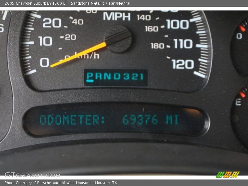 Sandstone Metallic / Tan/Neutral 2005 Chevrolet Suburban 1500 LT