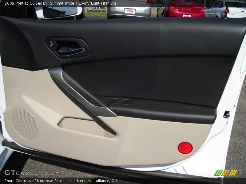 Summit White / Ebony/Light Titanium 2009 Pontiac G6 Sedan