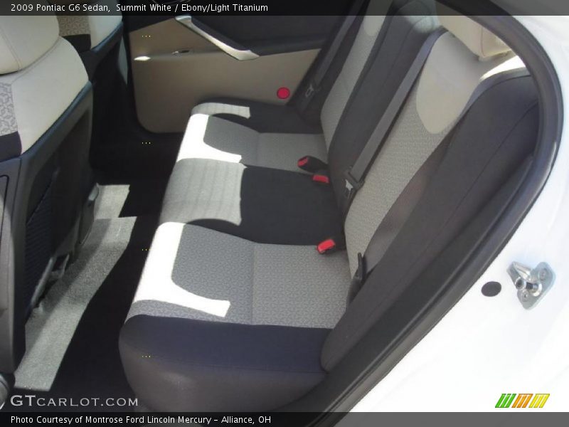 Summit White / Ebony/Light Titanium 2009 Pontiac G6 Sedan